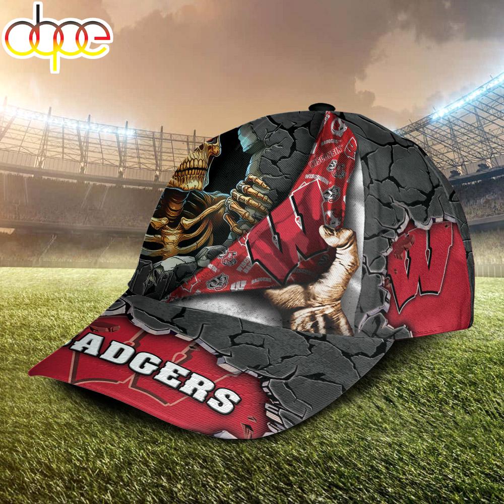 Custom Name NCAA Wisconsin Badgers Skeleton Halloween Classic Cap