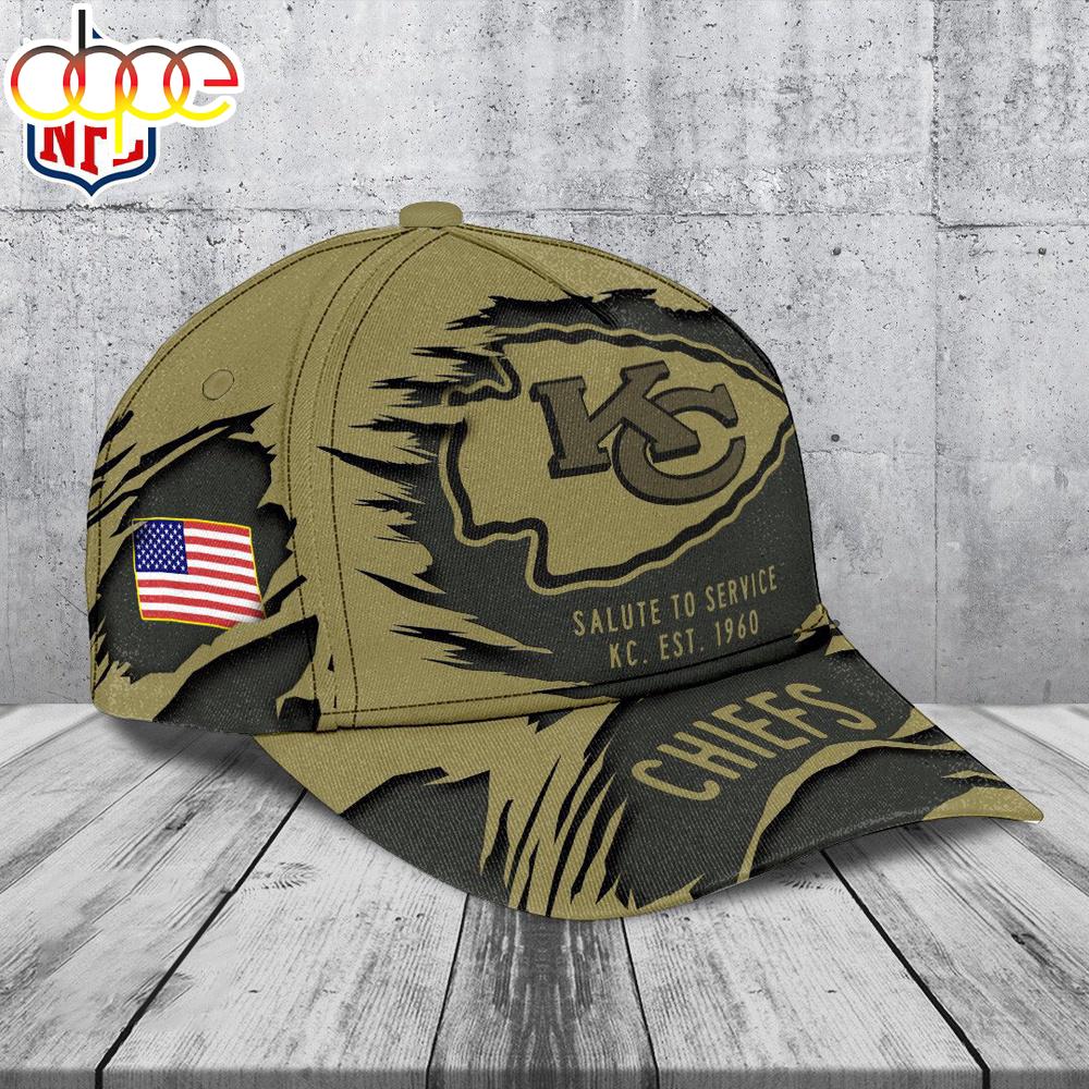 Kansas City Chiefs 2025 Salute to Service Classic Baseball Cap