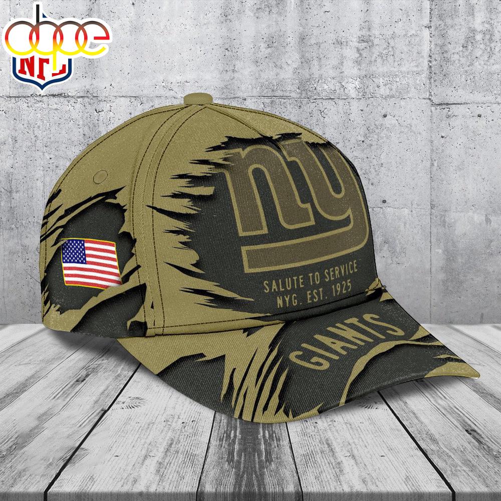 New York Giants 2025 Salute to Service Classic Baseball Cap
